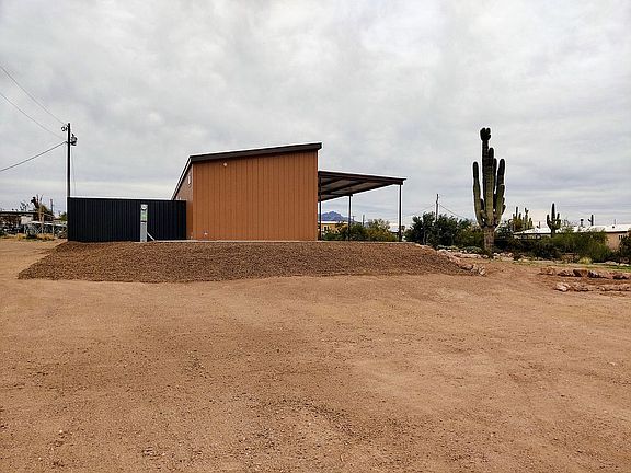 3rd image of 4837 N San Marcos Dr