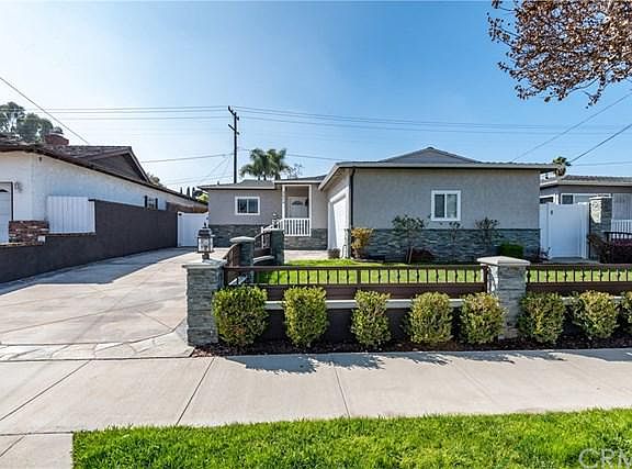 4th image of 2634 Loftyview Dr