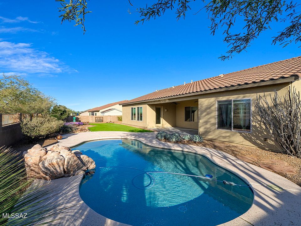 1st image of 9652 S San Esteban Dr