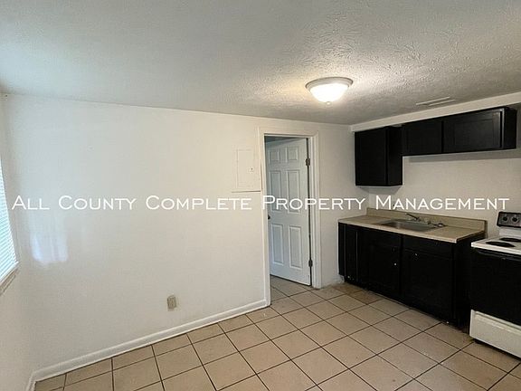 5th image of 2863 W 6th St
