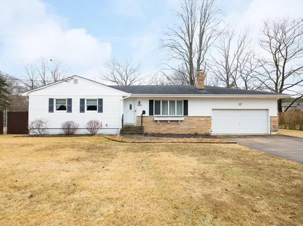 600 Barton Avenue, East Patchogue, NY 11772