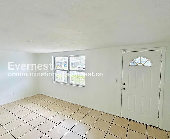 3749 Beechwood Dr — Photo 8