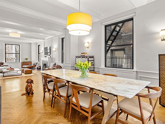 3rd image of 171 W 57th St APT 9A
