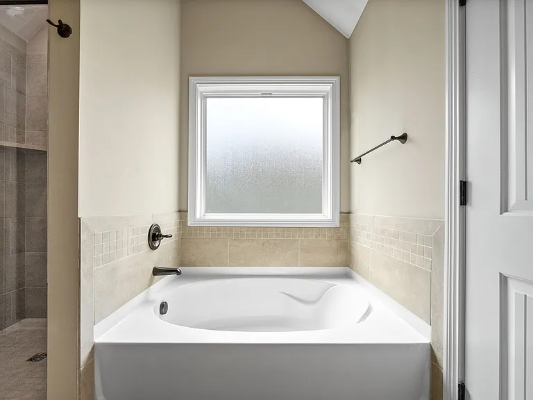 358 Wingfield Dr — Photo 24