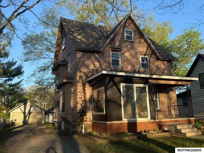 404 B St, Charles City, IA, 50616