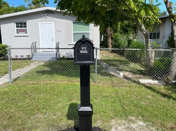 611 Westmoreland Rd, Daytona Beach, FL 32114