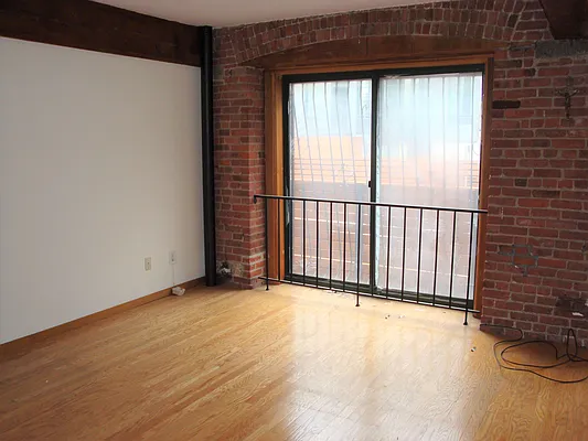 Rented by Carroll Gardens Realty | media 28