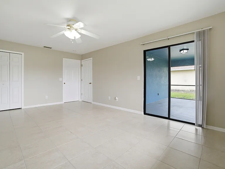 1712 SW Santa Barbara Pl #1712 — Photo 15