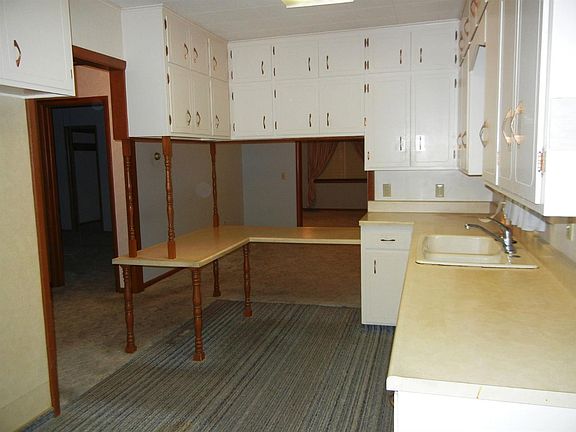 4th image of 315 N Pennsylvania Ave