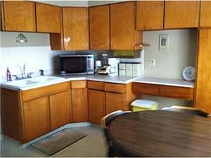 3rd image of 275 Nokomis Pkwy