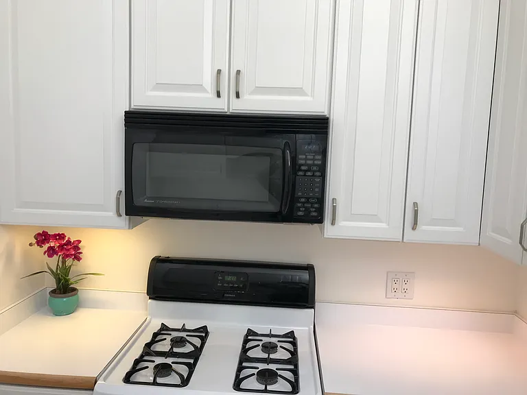 355 Norfolk Dr — Photo 21