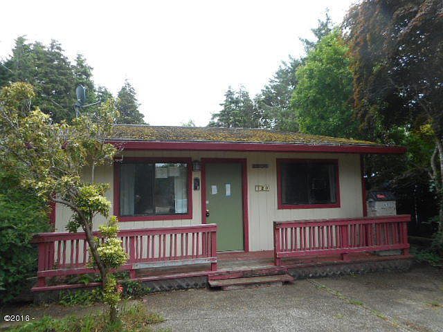 1st image of 420 SE Port Ave