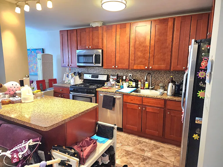 501 Surf Ave #12T — Photo 9
