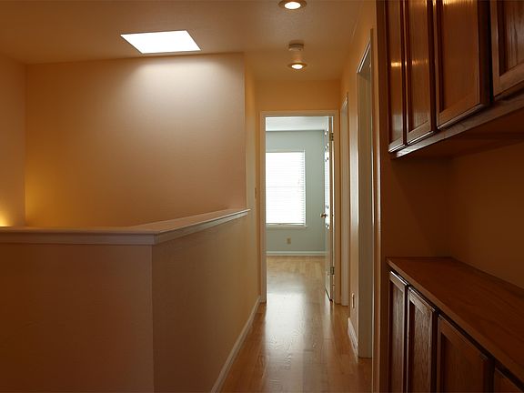 5th image of 160 Orsi Cir