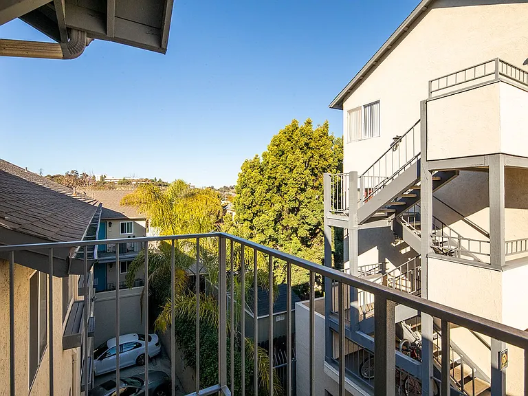 Golden Pacific Apartments — Photo 17