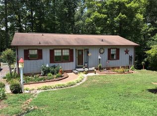 1628 Pepperidge Rd, Asheboro, NC 27205