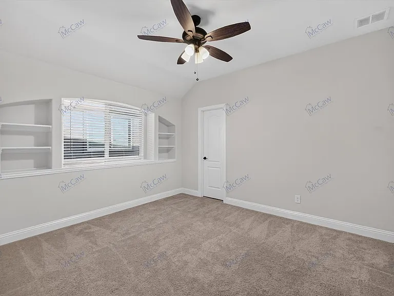 1416 Alexander Dr — Photo 11