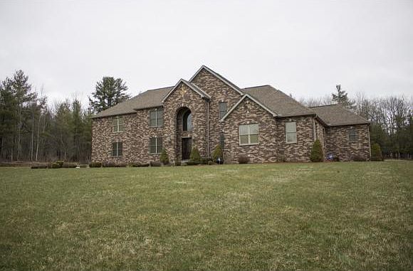 1st image of 3900 Deer Run Ln
