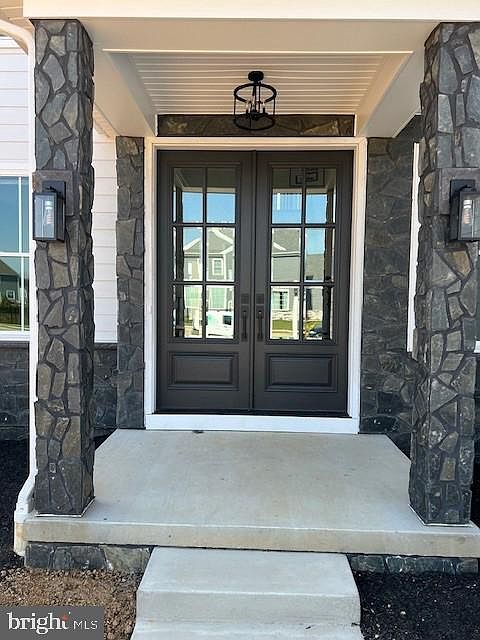 2nd image of 2504 Crowfoot Ln