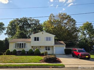 11 Huntington Rd, East Brunswick, NJ 08816