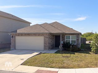 4023 Turning Pine Edge, Converse, TX 78109