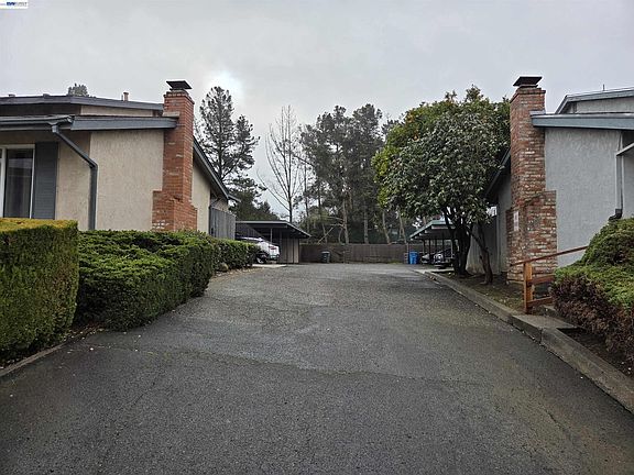 2nd image of 709 Pope Dr
