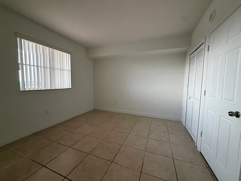 6357 SW 8th St #702 — Photo 24