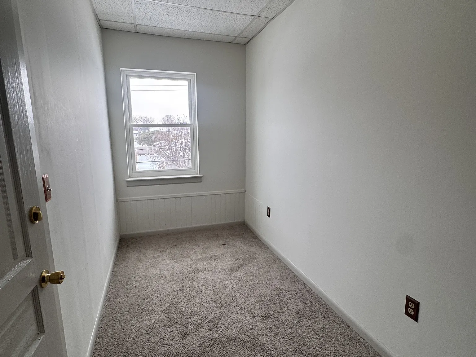 643 South Wood Street - 3 — Photo 4