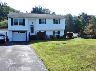 2024 Piney Point Rd, Troy, NY 12180