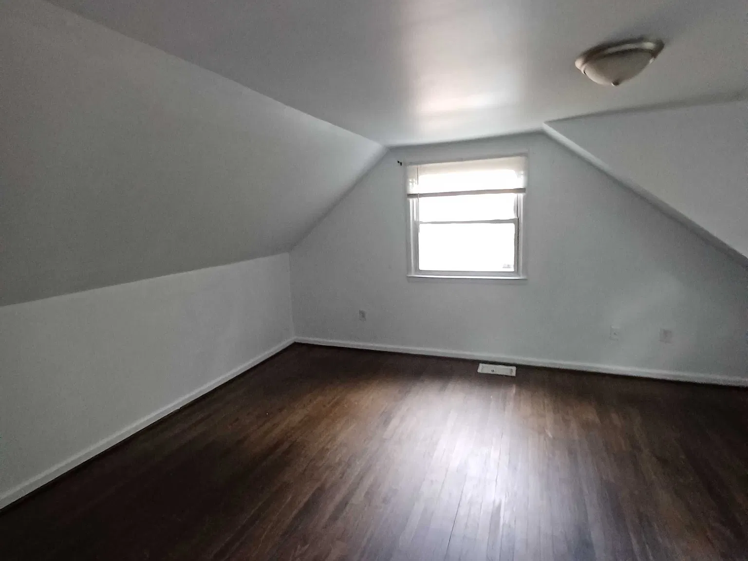 14811 Daley Lane — Photo 4