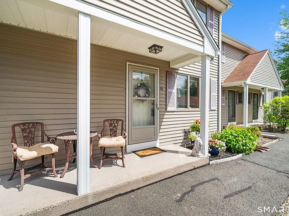 2nd image of 20 Partridge Court #20