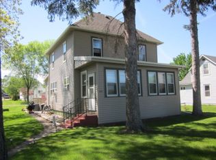 412 Laing St, Redgranite, WI 54970
