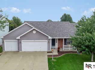 5811 S 160th St, Omaha, NE 68135