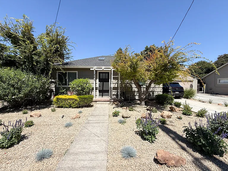 445 Alviso St — Photo 1