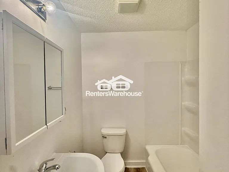 1816 Francis Ave #2 — Photo 11