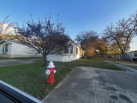 2nd image of 224 Spring Meadow Ln
