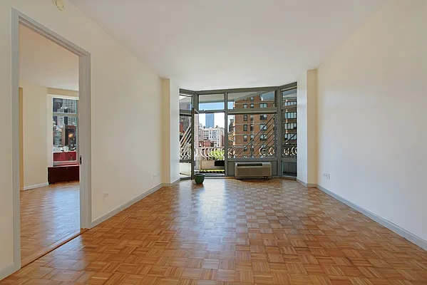 Rented by Corcoran | media 51
