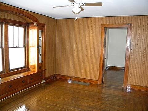 5th image of 1707 West Ave