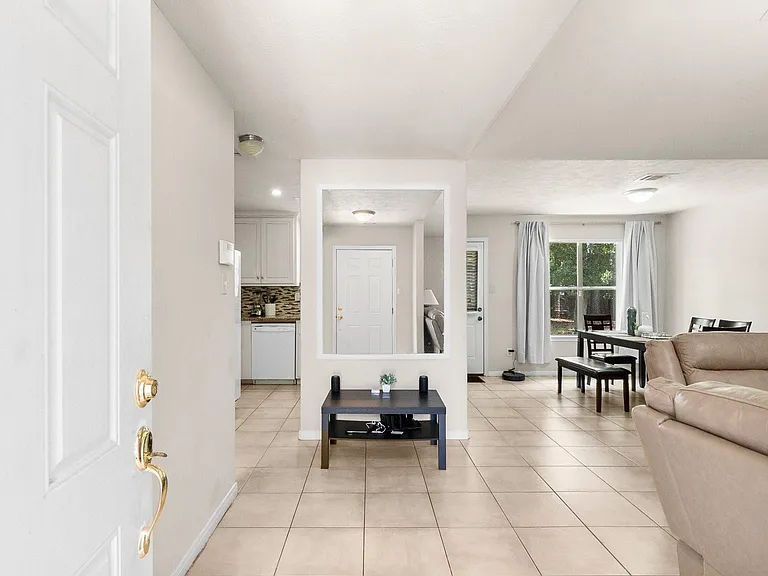 16305 Many Trees Ln — Photo 7