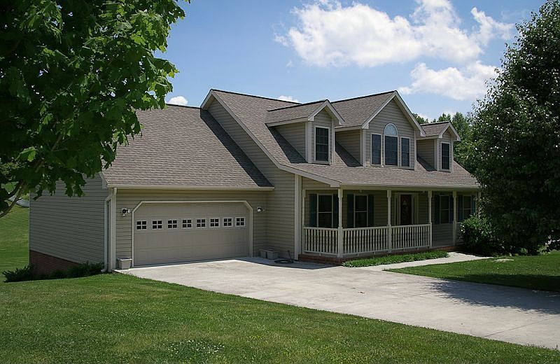 Country Living only 2.5 miles from I-26