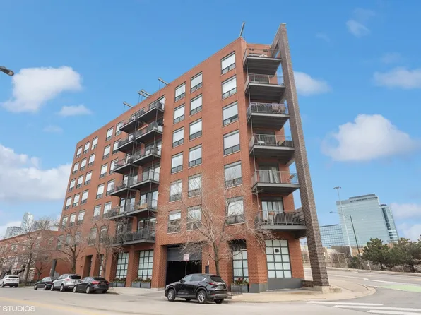 859 W Erie St APT 508, Chicago, IL 60642