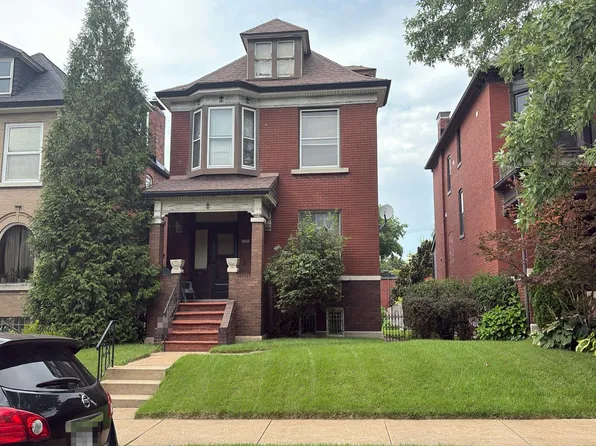 3701 Hartford St, Saint Louis, MO 63116