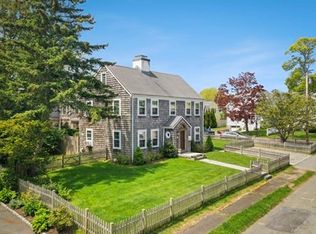 1 Mansion Rd, Marblehead, MA 01945