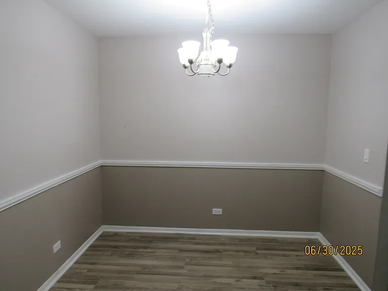 352 Pembroke Ct #5 — Photo 4