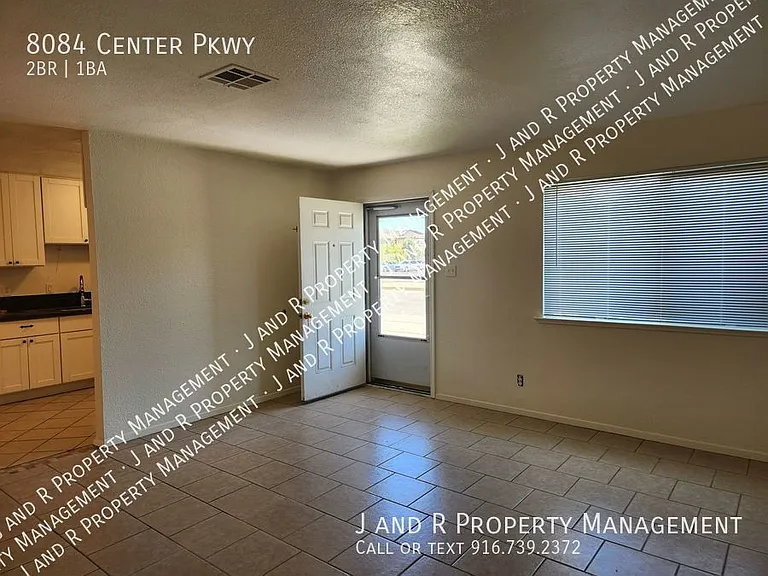 8084 Center Pkwy — Photo 8