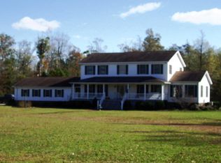 360 N 1st St, Creswell, NC 27928
