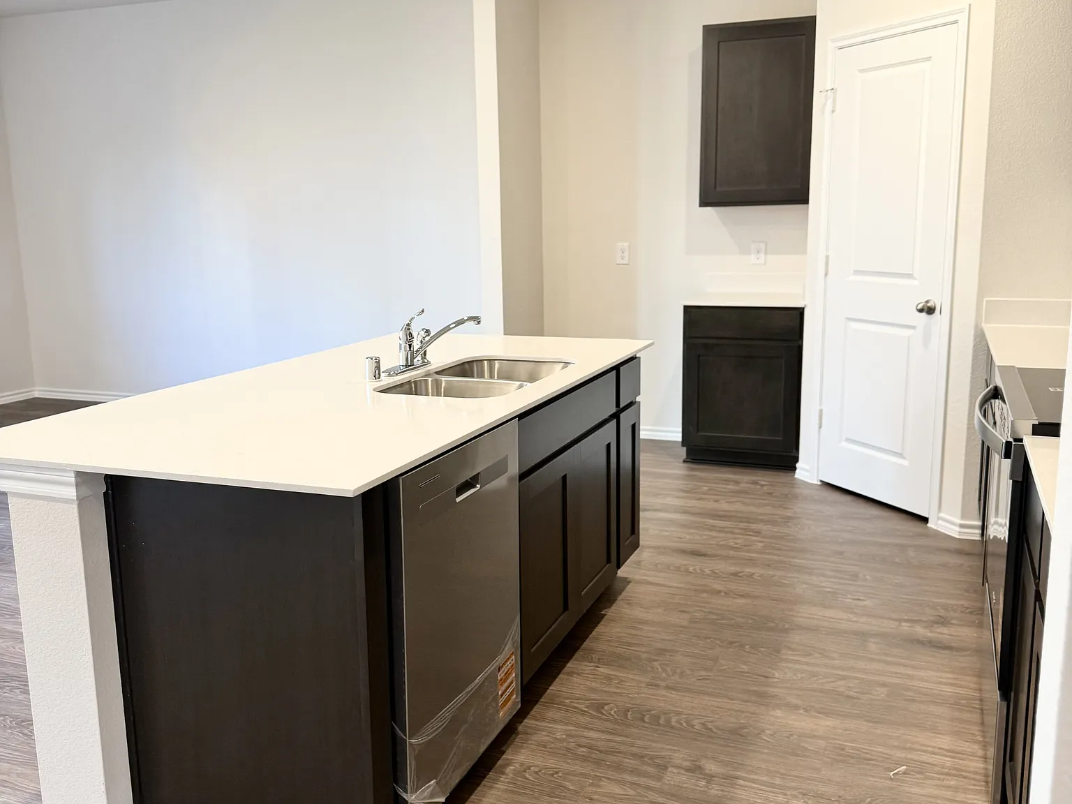 7007 Moonflower Ln — Photo 3