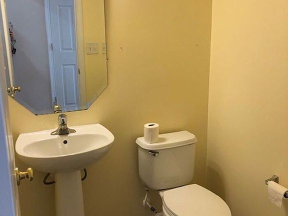 2nd image of 5013 Newport Landing Way