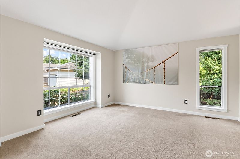 5th image of 8915 62nd Avenue Ct E