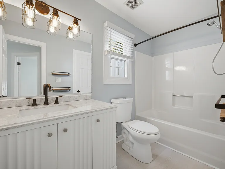 3848 Surry Rd — Photo 24